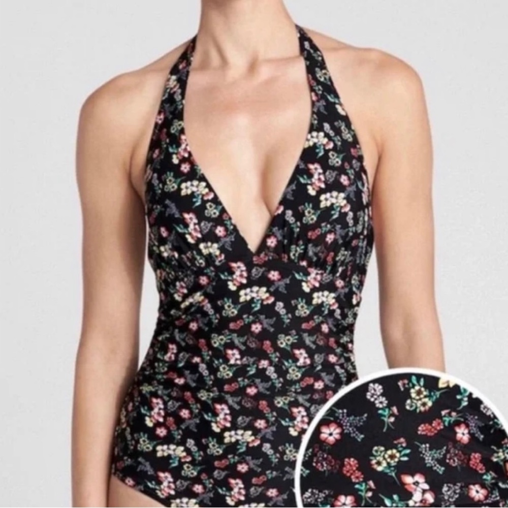 NWT- Gap one piece floral swimsuit - medium